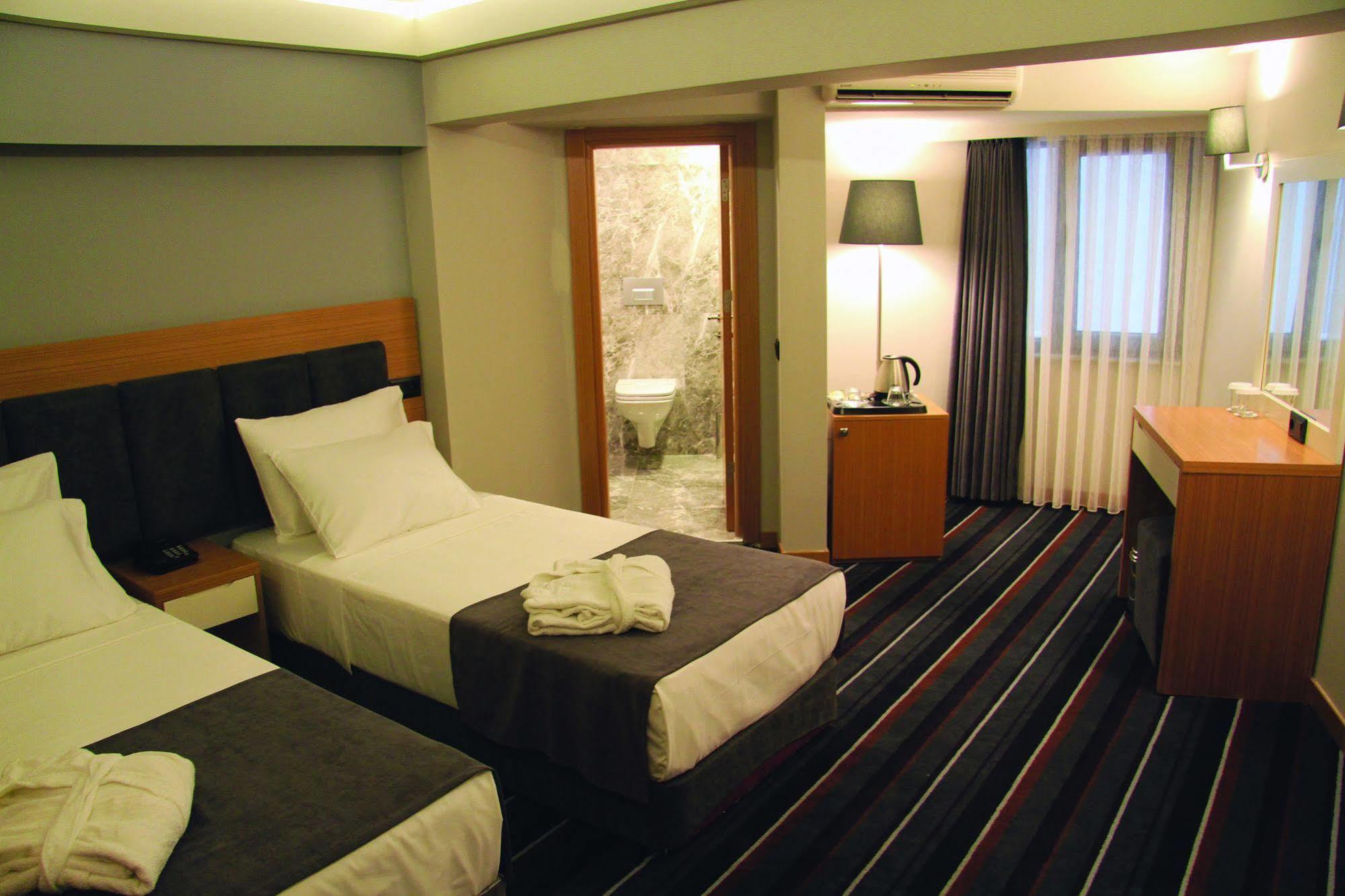 Bergama Hotel Old City Estambul Exterior foto